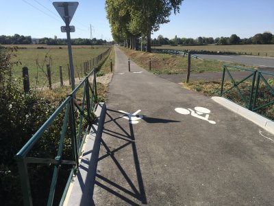 Piste cyclable Ambronay Douvres (01)